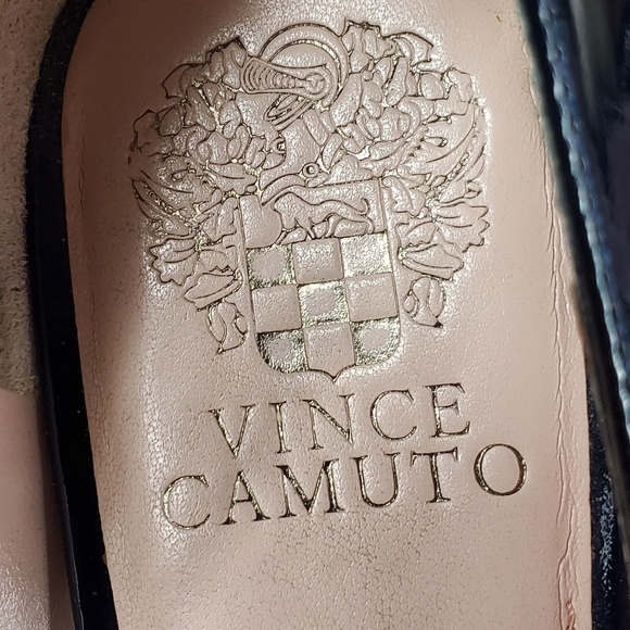 Vince Camuto Navy Blue Heels - Picture 5 of 5